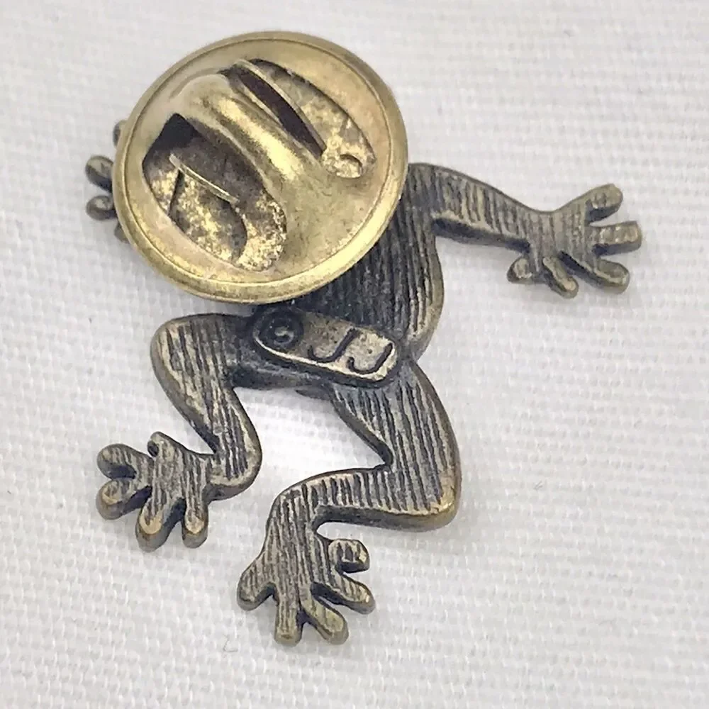 JJ Frog Pin Antiqued Bronze Jumping Pose Whimsical Vintage Brooch